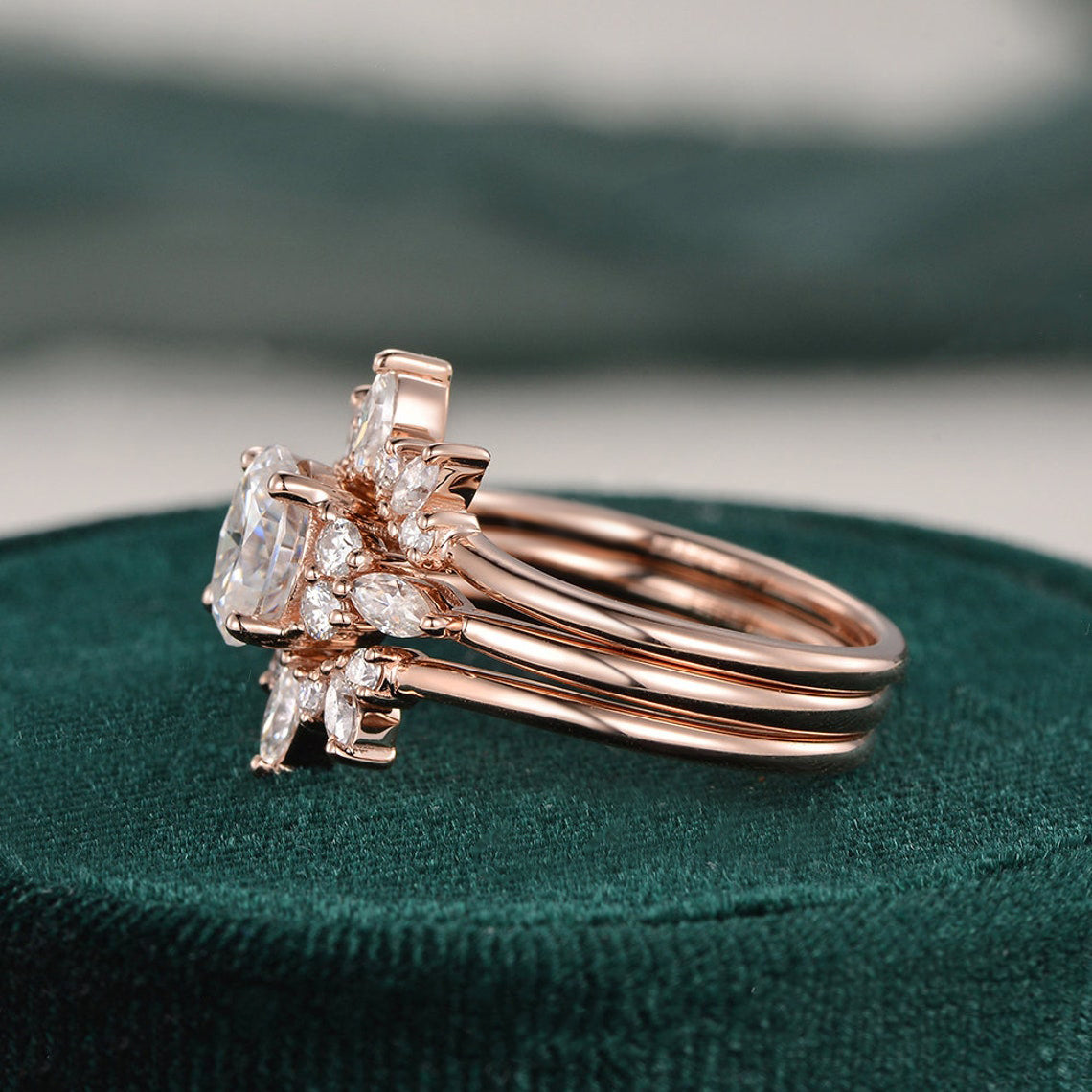 1.0 CT Oval Cut Cluster Moissanite Bridal Ring Set - crownmoissanite