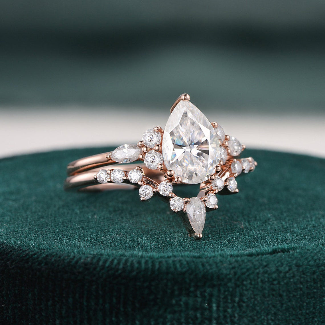 1.50 CT Pear Cut Cluster Moissanite Bridal Ring Set - crownmoissanite