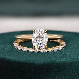 1.50 CT Oval Cut Solitaire Moissanite Bridal Ring Set - crownmoissanite