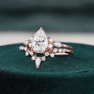 1.50 CT Pear Cut Cluster Moissanite Bridal Ring Set - crownmoissanite
