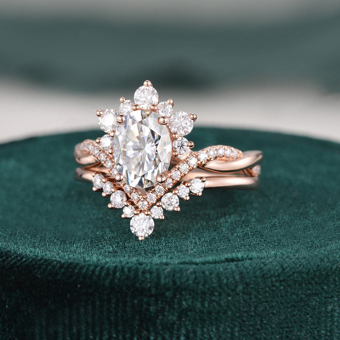 1.50 CT Oval Cut Cluster Moissanite Bridal Ring Set - crownmoissanite