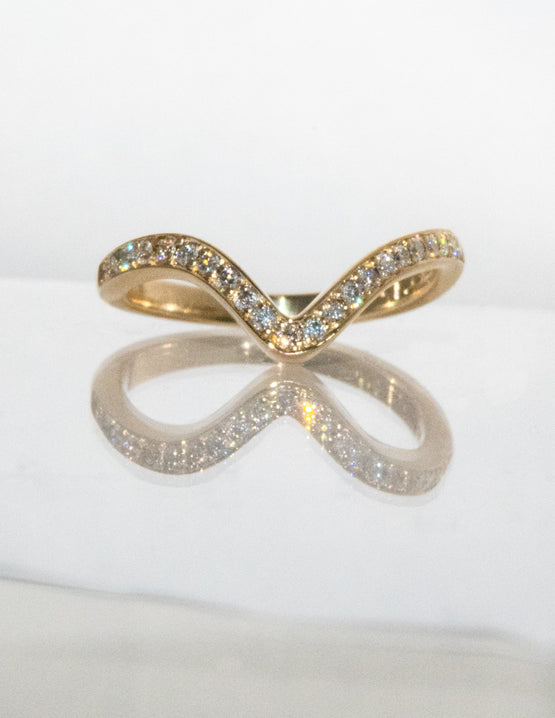 0.50 TCW Round Moissanite Curved  Pave Wedding Band