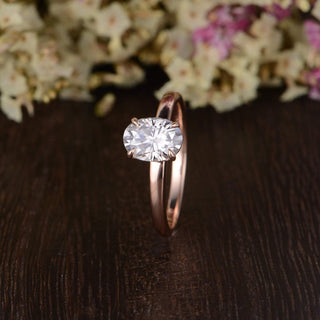 0.75 CT Oval Shaped Moissanite Solitaire Engagement Ring - crownmoissanite