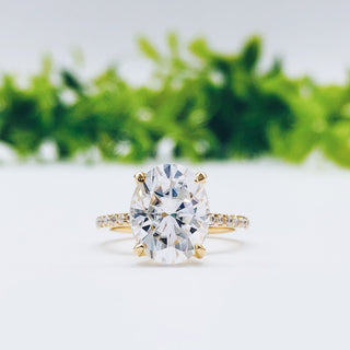 1.91 CT Oval Cut Pave Setting Moissanite Engagement Ring - crownmoissanite