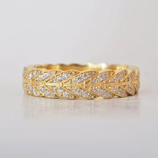 Round Stones Feather Style Men's Wedding Band - crownmoissanite