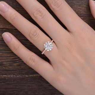 1.35 CT Round Shaped Moissanite Halo Engagement Ring - crownmoissanite