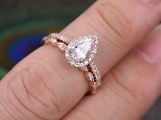 1.0 CT Pear Shaped Moissanite Halo Bridal Ring Set - crownmoissanite