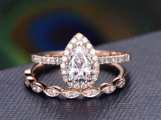 1.0 CT Pear Cut Halo Milgrain Style Moissanite Bridal Ring Set - crownmoissanite