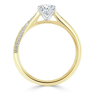 0.75 CT Oval Shaped Moissanite Solitaire Engagement Ring - crownmoissanite