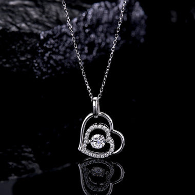 0.50 CT Round Moissanite Diamond Heart Shaped Pendant Necklace - crownmoissanite