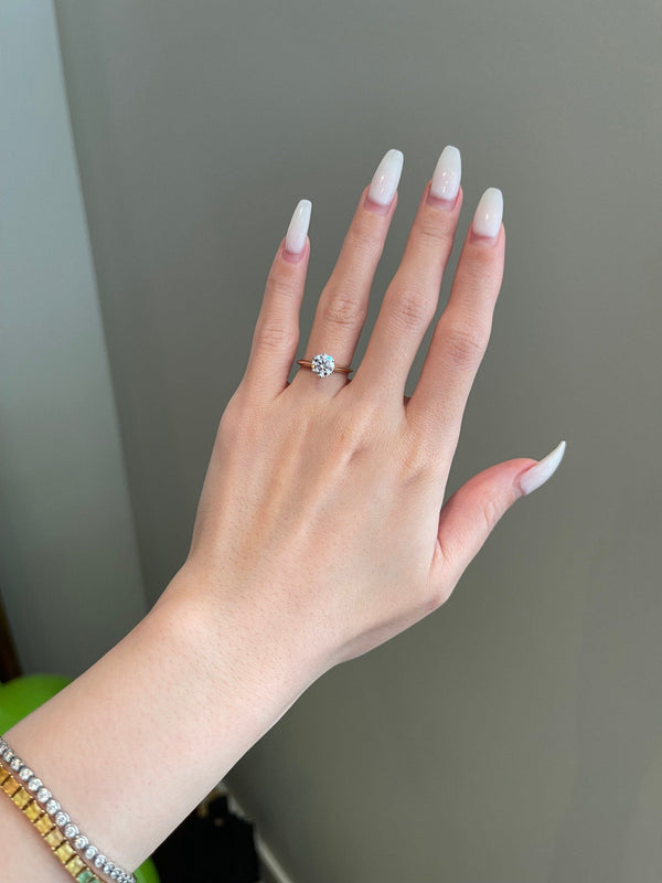 1.0 CT Round Shaped Moissanite Solitaire Engagement Ring - crownmoissanite