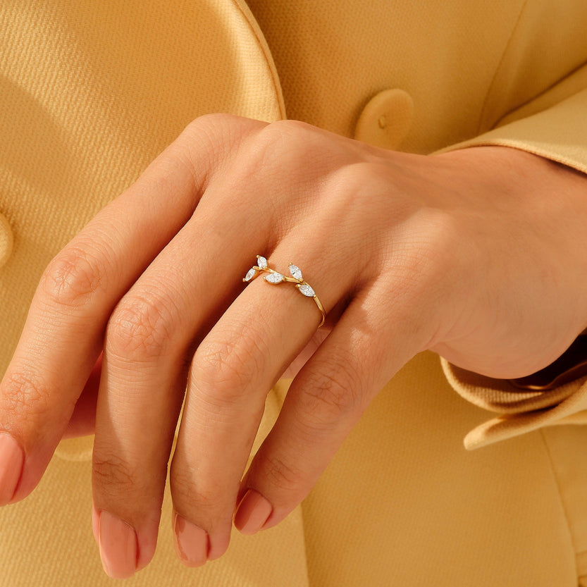 0.20 TCW Marquise Moissanite Leaf Wedding Band - crownmoissanite