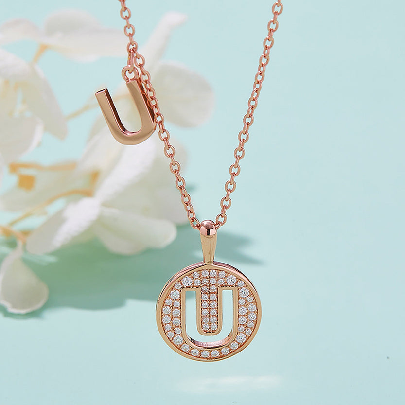Customized "U" Letter Moissanite Diamond Necklace - crownmoissanite