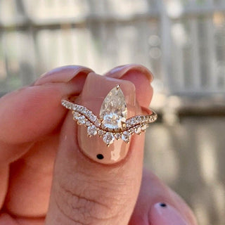 0.95 CT Pear Shaped Moissanite Chevron Engagement Ring - crownmoissanite