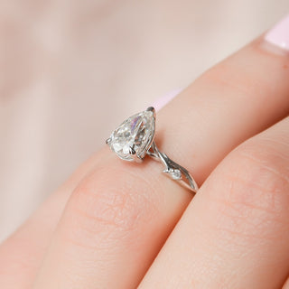 1.0 CT Pear Shaped Moissanite Twig Style Engagement Ring - crownmoissanite