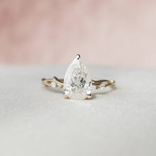 2.0 CT Pear Cut Twig Pave Style Moissanite Engagement Ring - crownmoissanite