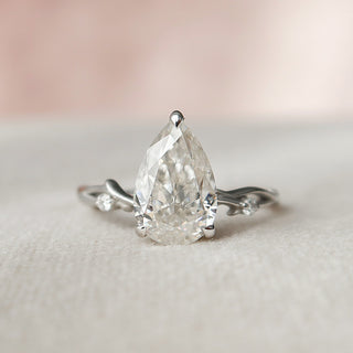 1.5 CT Pear Shaped Moissanite Twig Style Engagement Ring - crownmoissanite