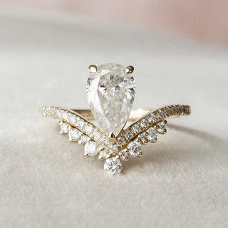 1.5 CT Pear Art Deco Moissanite Engagement Ring - crownmoissanite