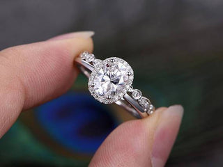 1.0 CT Oval Shaped Moissanite Halo Bridal Ring Set - crownmoissanite