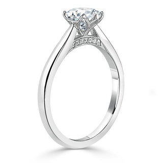 0.75 CT Round Shaped Moissanite Solitaire Engagement Ring - crownmoissanite