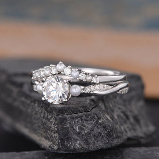 0.50 CT Round Twisted Pave Moissanite Bridal Ring Set - crownmoissanite