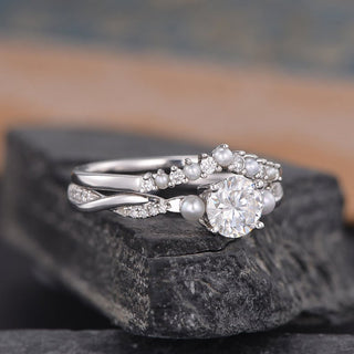 0.50 CT Round Twisted Pave Moissanite Bridal Ring Set - crownmoissanite