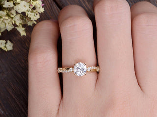 1.60 CT Round Cut Solitaire Twisted Pave Moissanite Engagement Ring - crownmoissanite