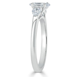 0.75 CT Oval Shaped Moissanite Three Stones Engagement Ring - crownmoissanite