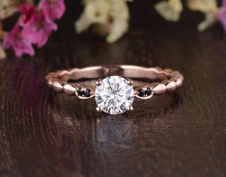 1.35 Carats Round Shape Solitaire Moissanite Diamond Engagement Ring - crownmoissanite