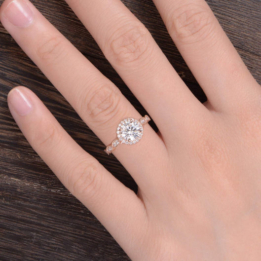 1.60 CT Round Shaped Moissanite Halo Engagement Ring - crownmoissanite
