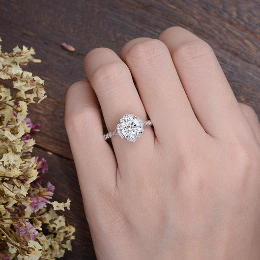 1.60 CT Round Shaped Moissanite Vintage Halo Engagement Ring - crownmoissanite