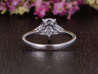 0.75 CT Pear Cluster Moissanite Engagement Ring - crownmoissanite