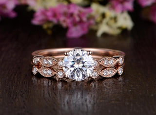 1.0 CT Round Shaped Moissanite Solitaire Bridal Ring Set - crownmoissanite