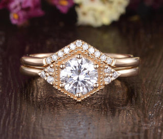 0.75 CT Round Moissanite Bridal Ring Set - crownmoissanite
